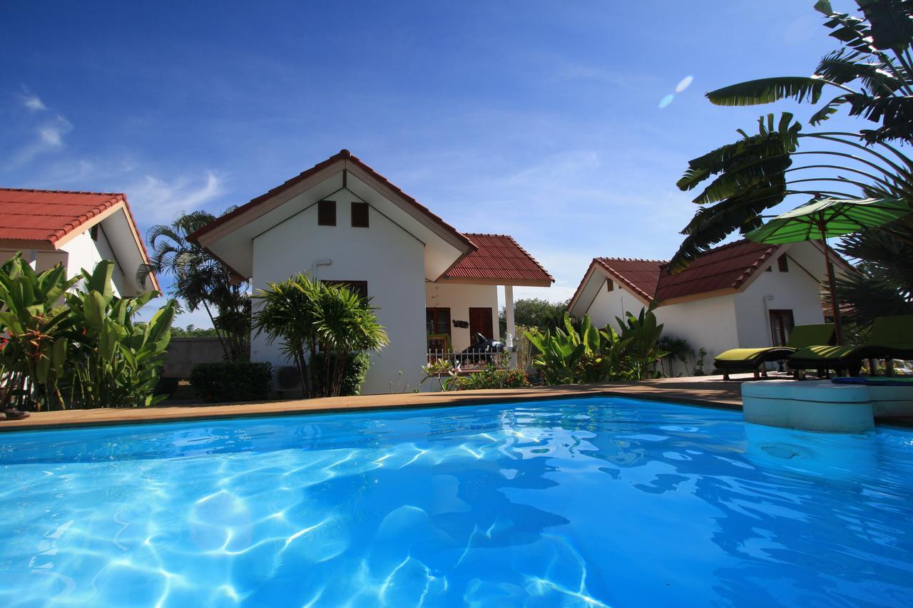 Samui Le Reve Hotel Na Mueang Exterior photo